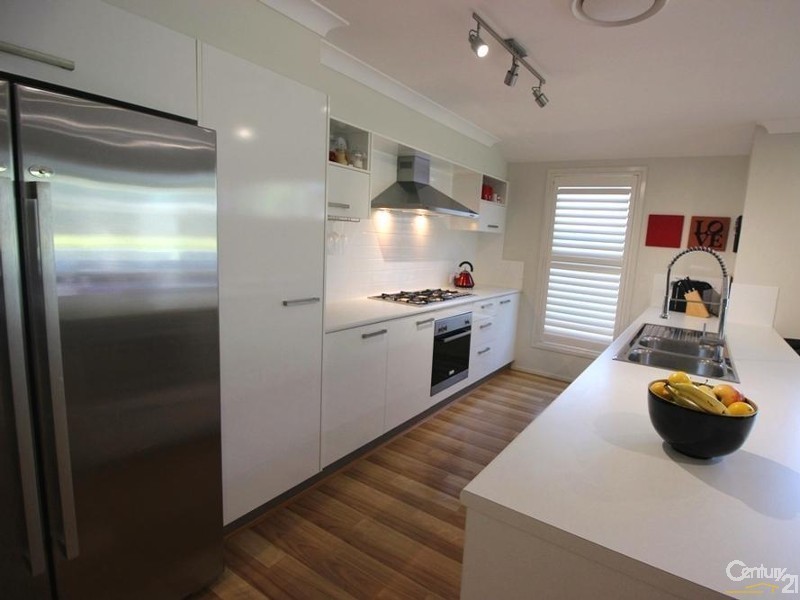 23 Craighill Crescent, Cameron Park NSW 2285