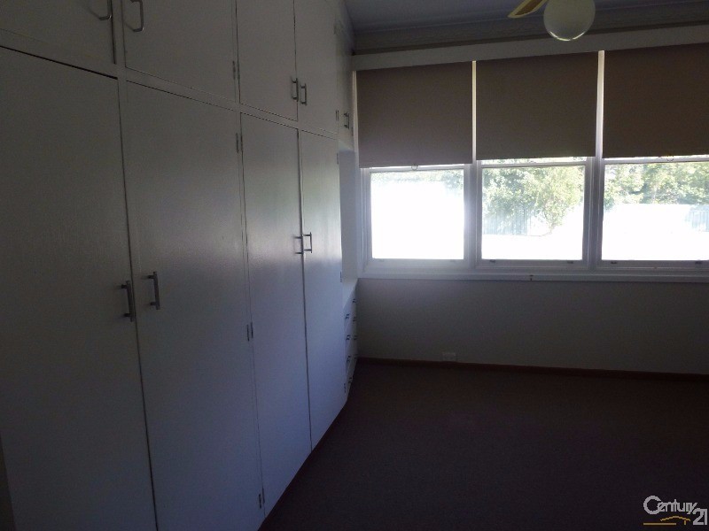 House 4/11 Charlton Street, Barnsley NSW 2278