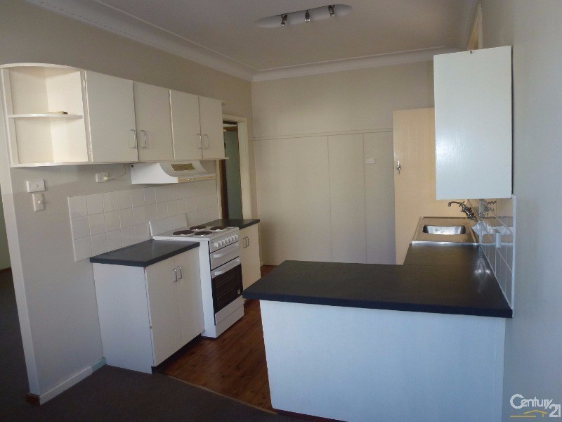 House 4/11 Charlton Street, Barnsley NSW 2278