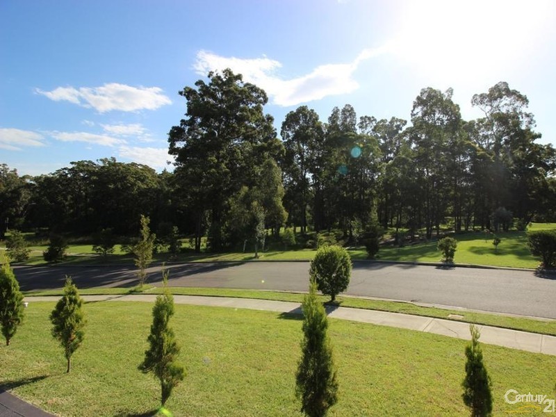 30 Calancra Avenue, Cameron Park NSW 2285