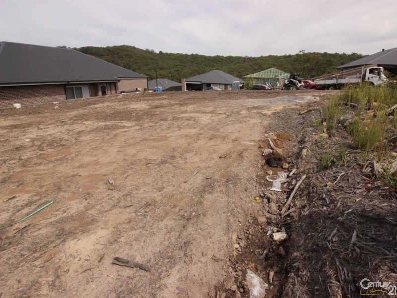 27 Boyne Crescent, Cameron Park NSW 2285