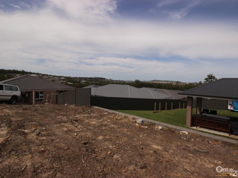 27 Boyne Crescent, Cameron Park NSW 2285