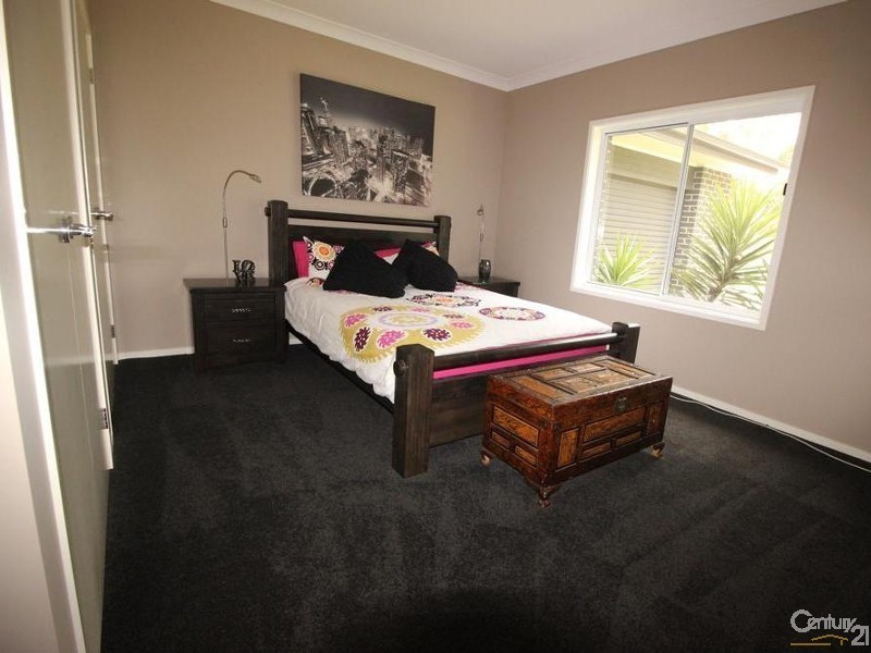 36 Beluga Drive, Cameron Park NSW 2285