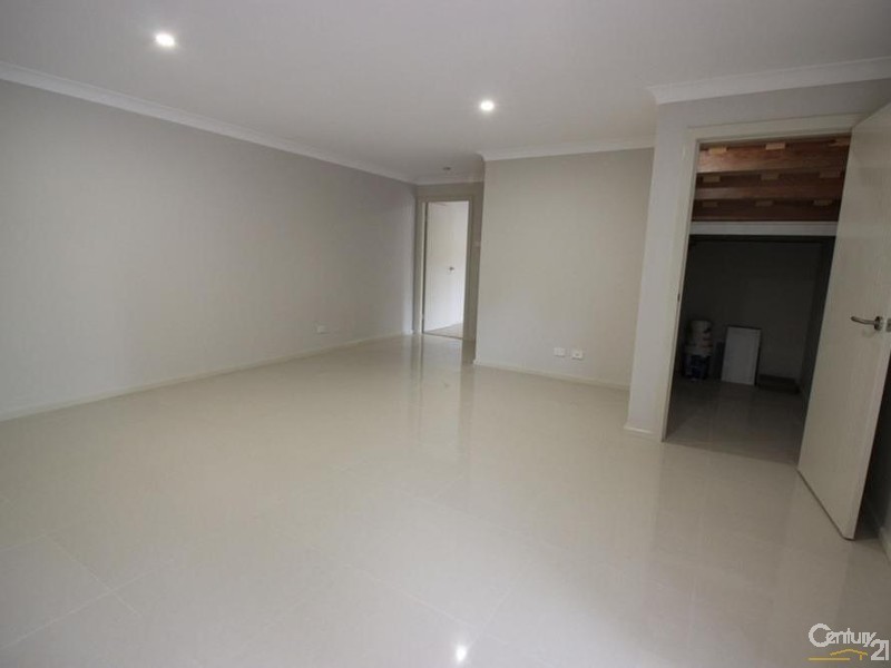 15 McCarthy Street, Minmi NSW 2287