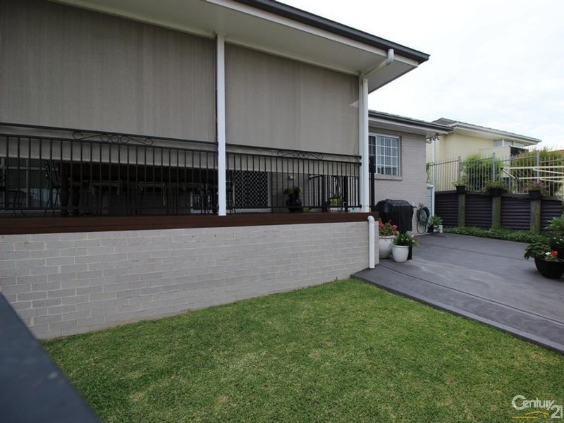 2 Mackillop Close, Maryland NSW 2287