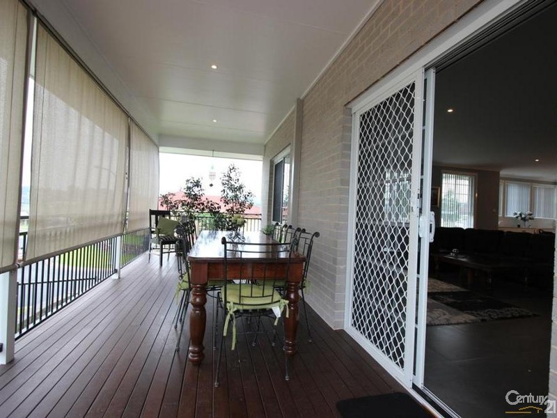 2 Mackillop Close, Maryland NSW 2287