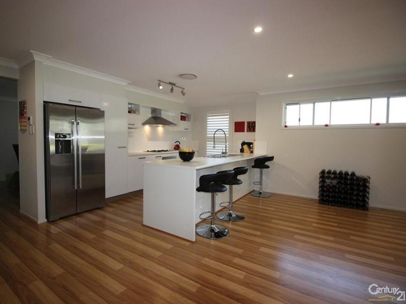 23 Craighill Crescent, Cameron Park NSW 2285