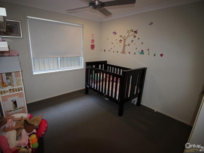 23 Craighill Crescent, Cameron Park NSW 2285