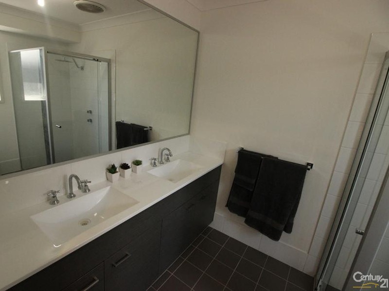 23 Craighill Crescent, Cameron Park NSW 2285