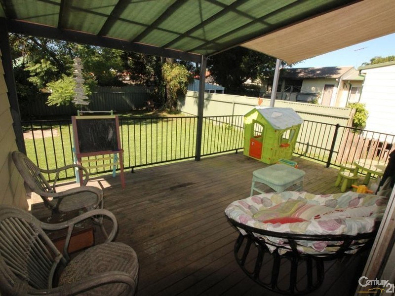 16 Second Street, Cardiff South NSW 2285