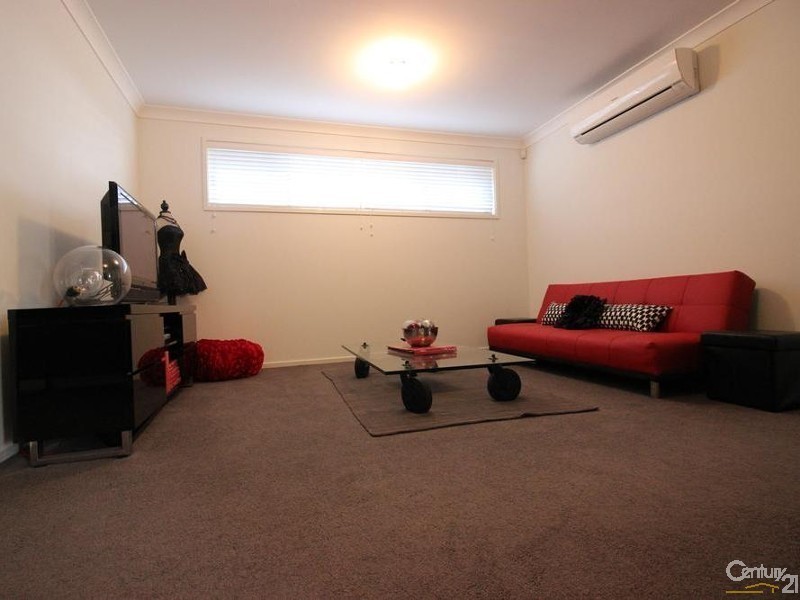 16 Beluga Drive, Cameron Park NSW 2285