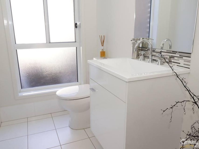 16 Beluga Drive, Cameron Park NSW 2285