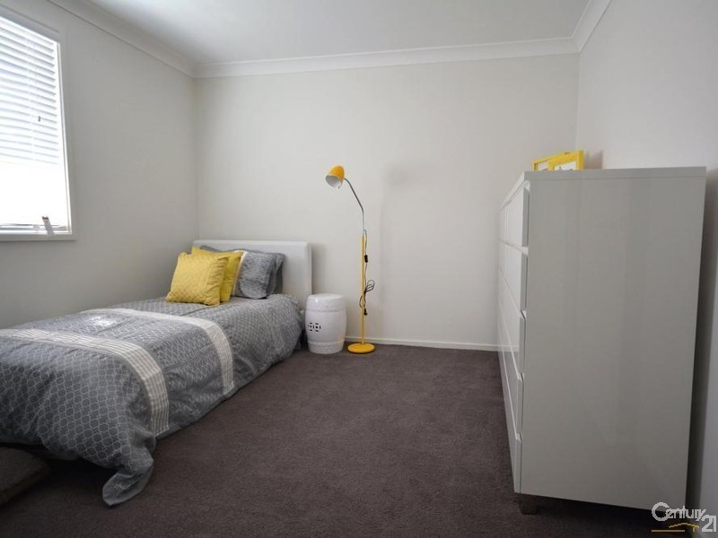 16 Beluga Drive, Cameron Park NSW 2285