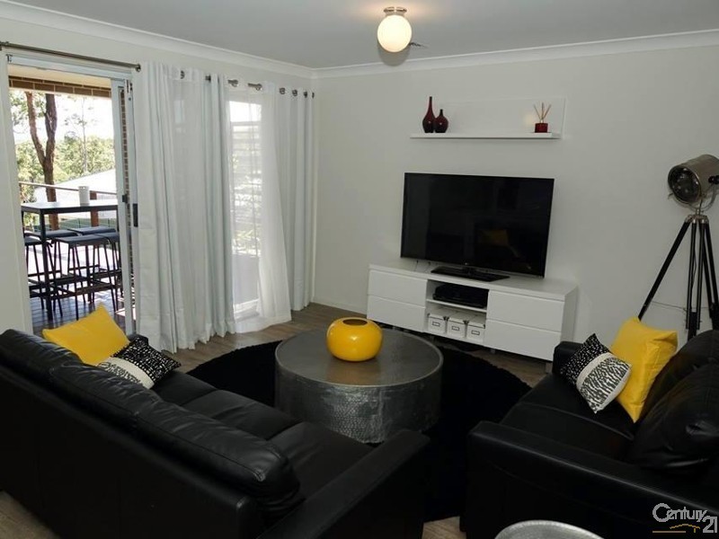 16 Beluga Drive, Cameron Park NSW 2285