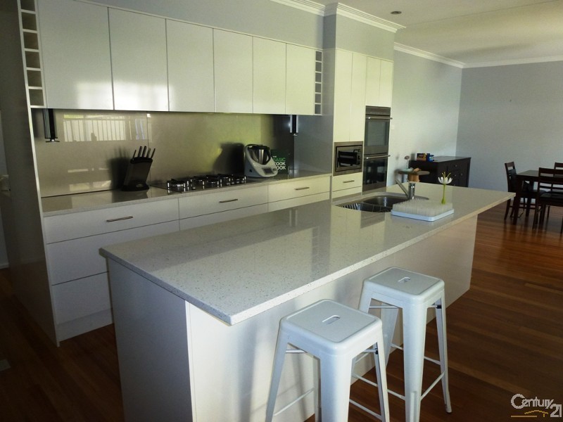 22 Dromedary Street, Cameron Park NSW 2285