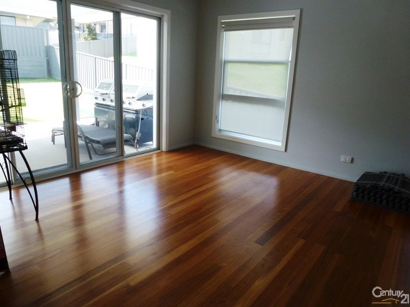 22 Dromedary Street, Cameron Park NSW 2285