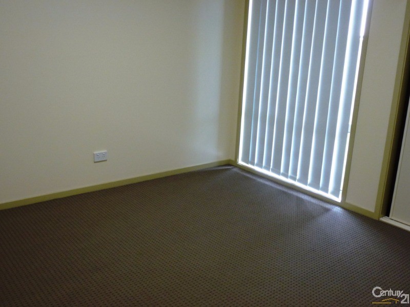 32 Boyne Crescent, Cameron Park NSW 2285