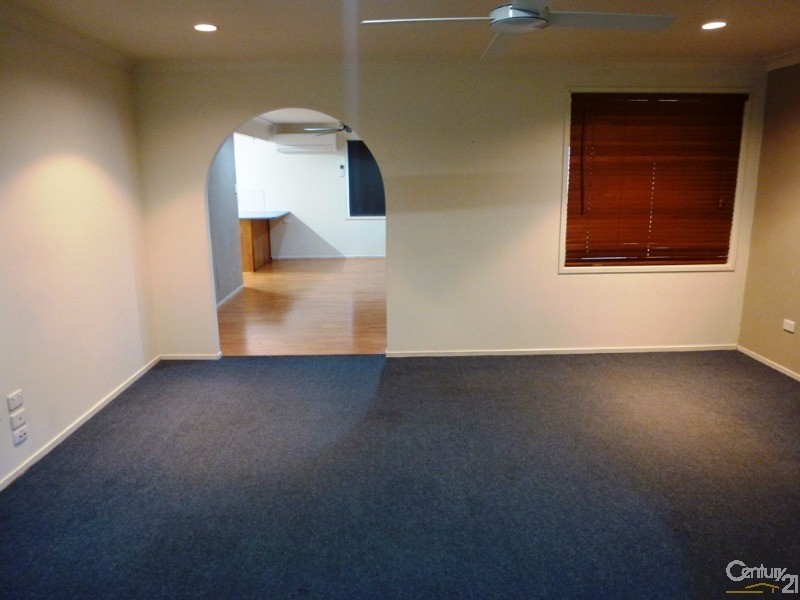 9 Calancra Avenue, Cameron Park NSW 2285