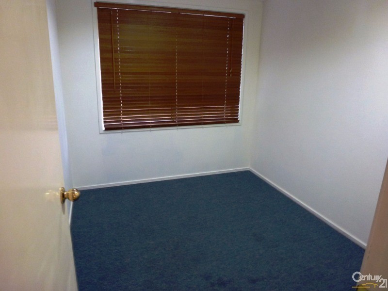 9 Calancra Avenue, Cameron Park NSW 2285