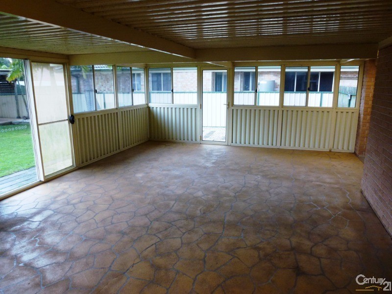 9 Calancra Avenue, Cameron Park NSW 2285