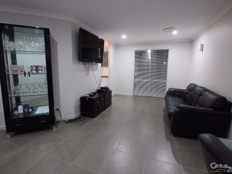 41 Calancra Avenue, Cameron Park NSW 2285