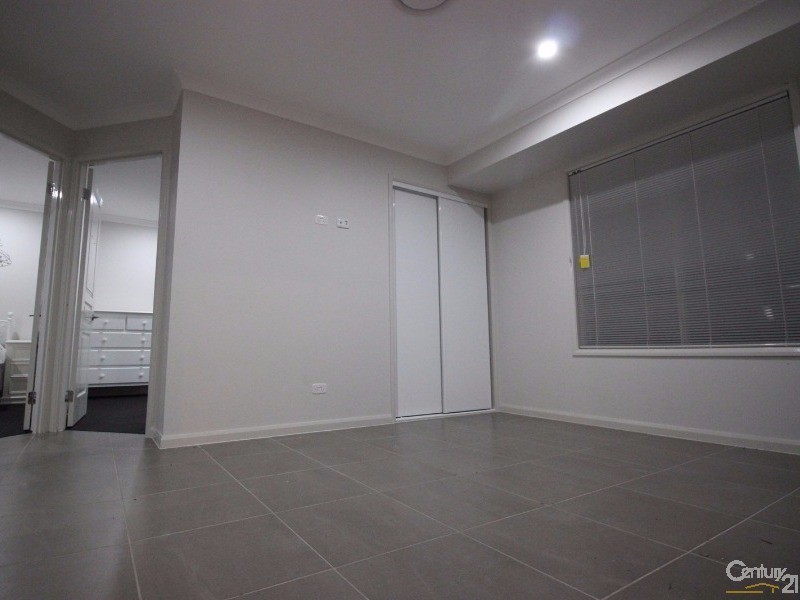 41 Calancra Avenue, Cameron Park NSW 2285