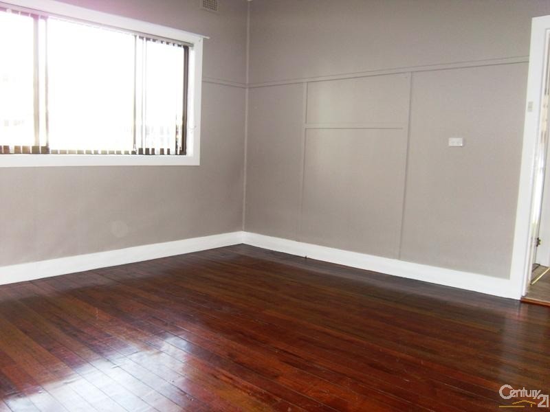 6 Garth Street, Edgeworth NSW 2285