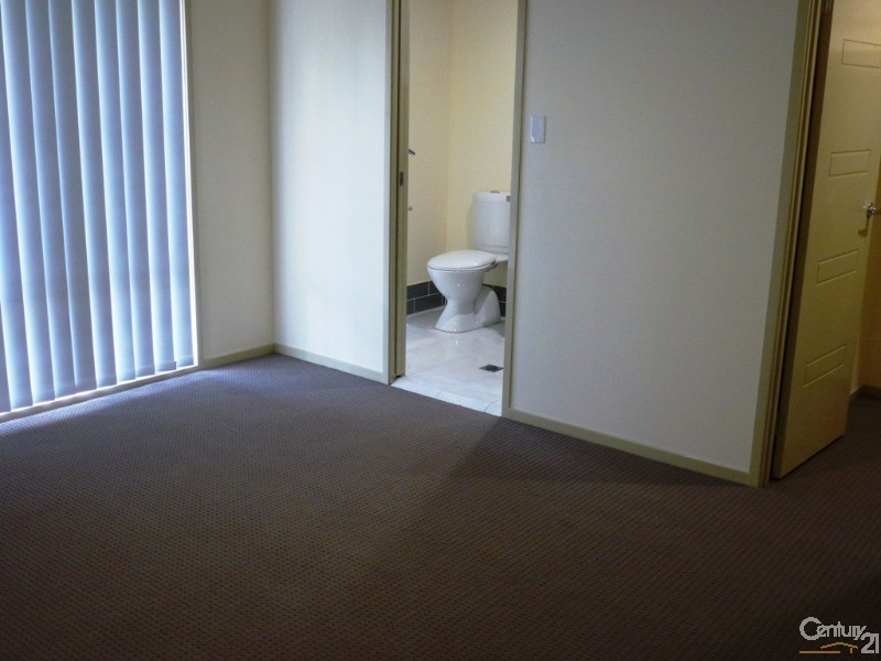32 Boyne Crescent, Cameron Park NSW 2285