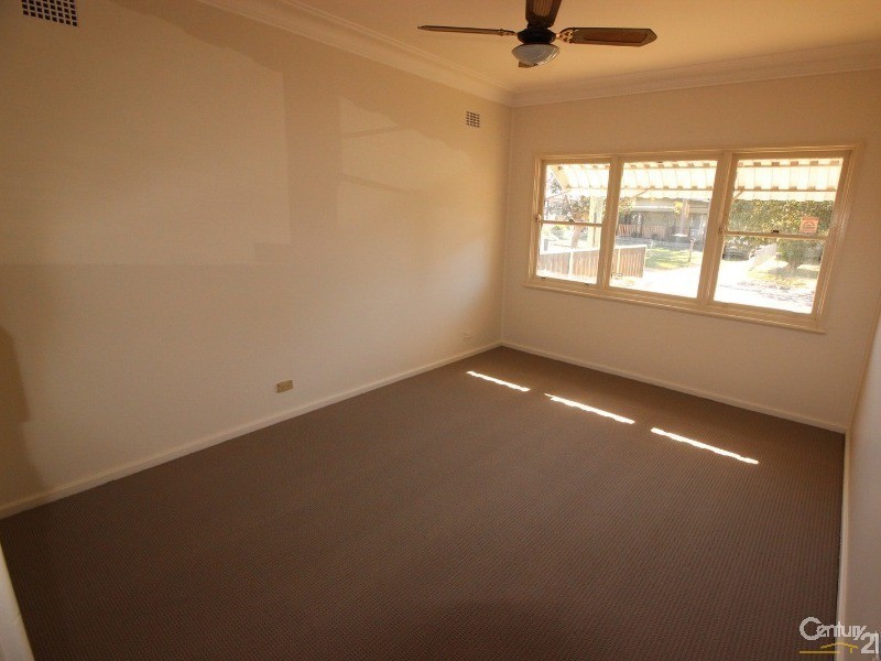 15 Rita Street, Edgeworth NSW 2285