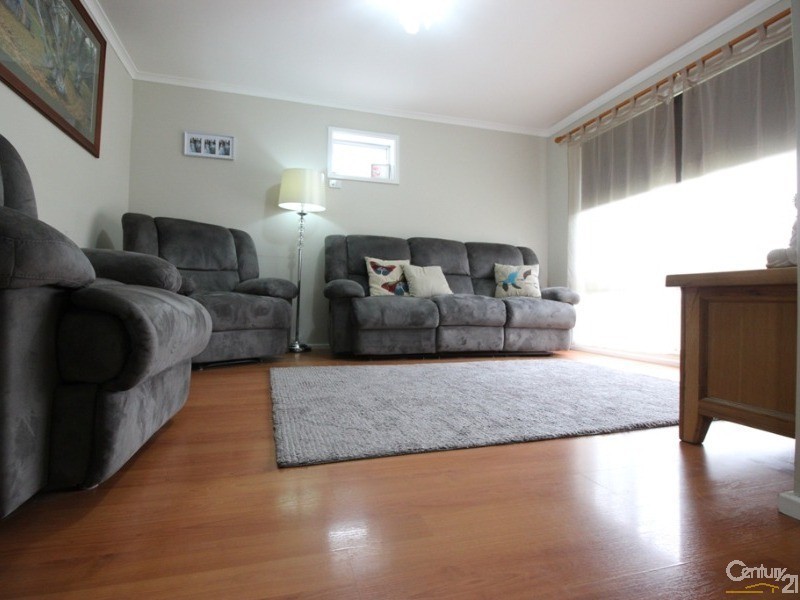 38 McNaughton Avenue, Maryland NSW 2287