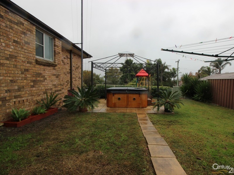 38 McNaughton Avenue, Maryland NSW 2287