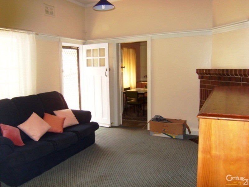 53 Emerald Street, Hamilton North NSW 2292
