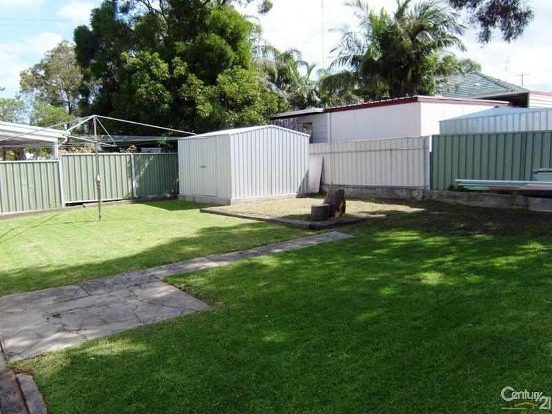 23 Bonarius street, Edgeworth NSW 2285