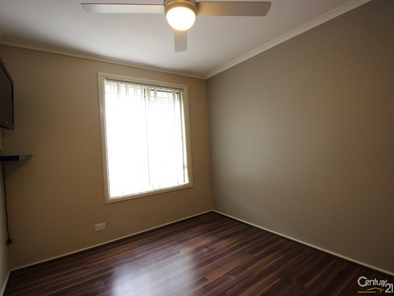 15 Cromdale Parade, Maryland NSW 2287