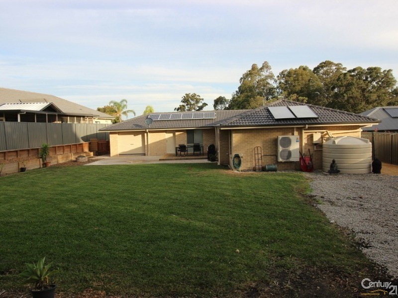 41 Calancra Avenue, Cameron Park NSW 2285