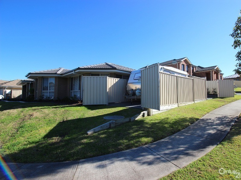 20 Billabong Drive, Cameron Park NSW 2285
