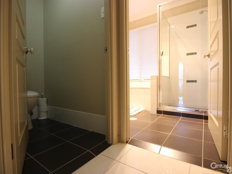 20 Billabong Drive, Cameron Park NSW 2285