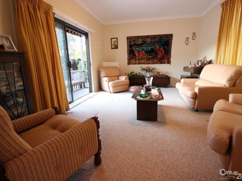 4 Clinton Avenue, Adamstown Heights NSW 2289
