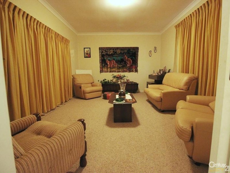 4 Clinton Avenue, Adamstown Heights NSW 2289