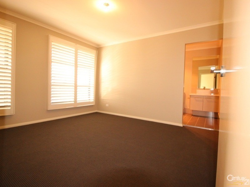 29 Serenity Crescent, Fletcher NSW 2287