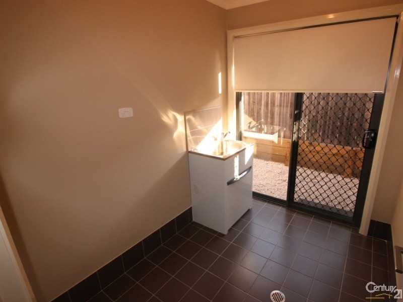 29 Serenity Crescent, Fletcher NSW 2287