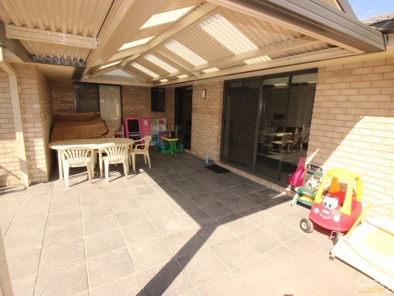 7 Horizon Avenue, Cameron Park NSW 2285