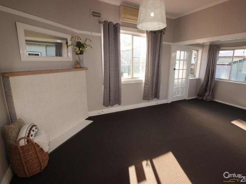 22 Illoura Street, Wallsend NSW 2287