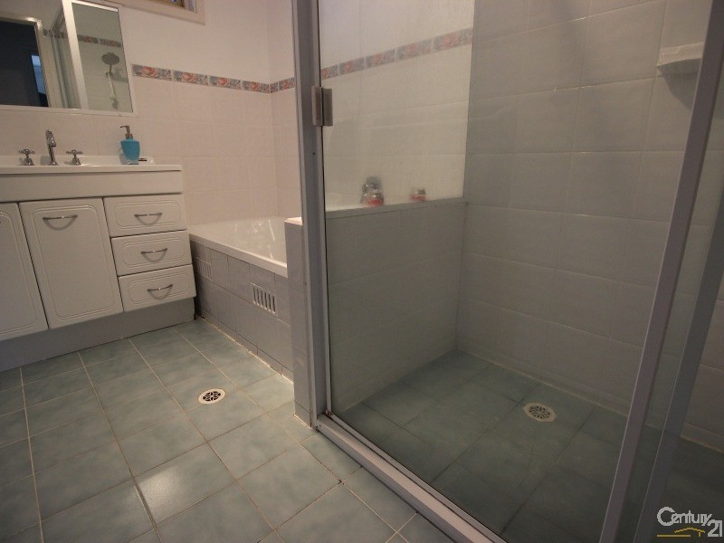 8 Tillegra Street, Maryland NSW 2287