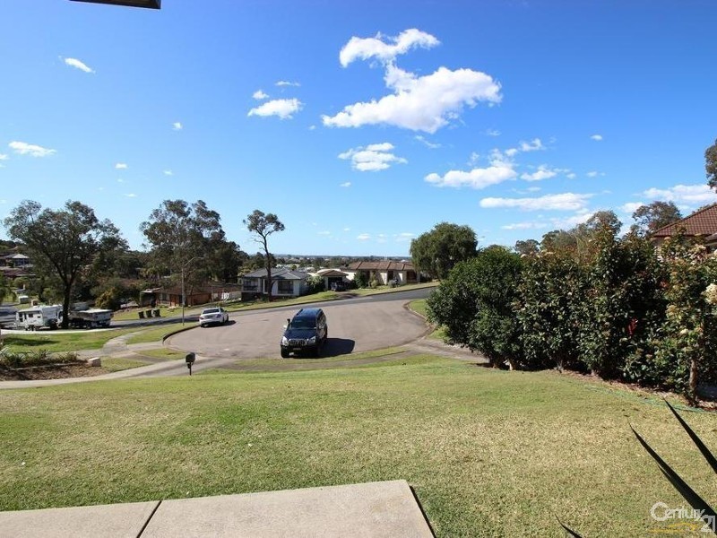 8 Tillegra Street, Maryland NSW 2287