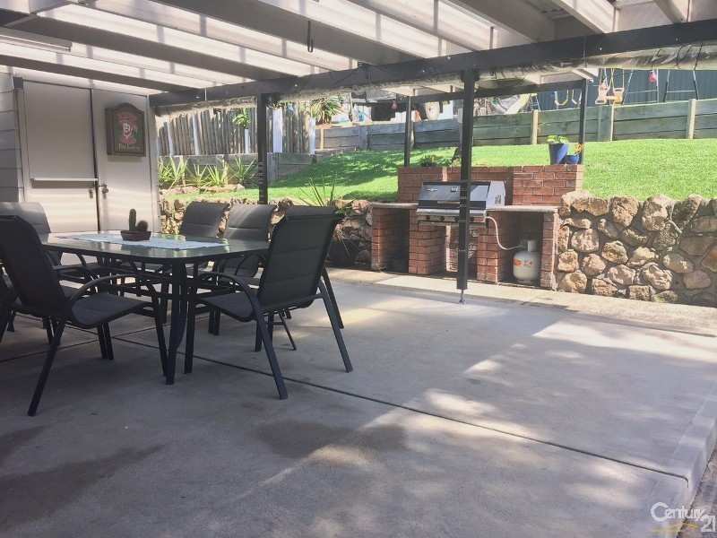 8 Tillegra Street, Maryland NSW 2287