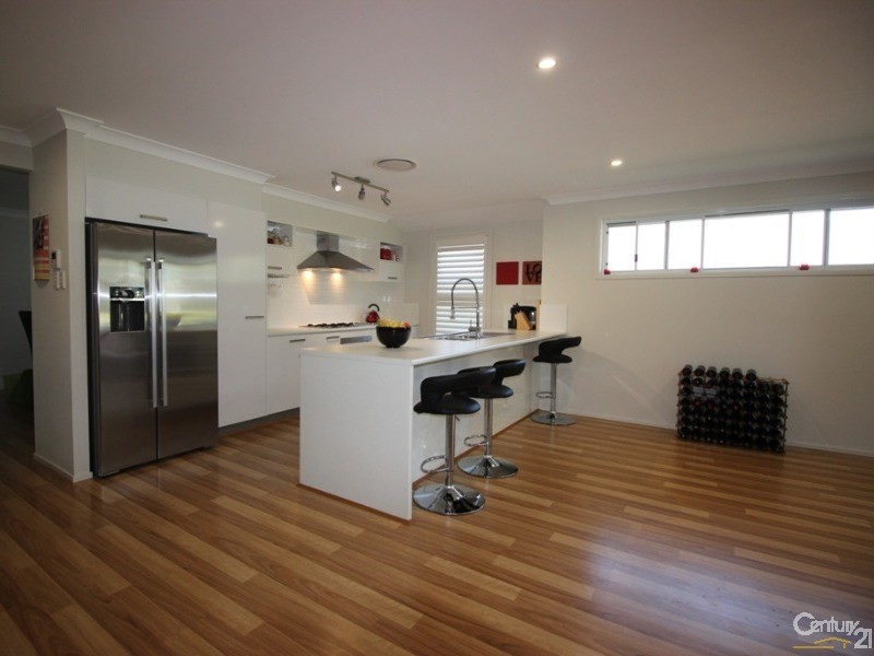 23 Craighill Crescent, Cameron Park NSW 2285