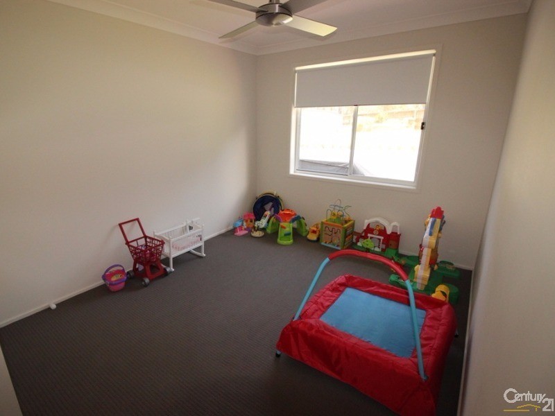 23 Craighill Crescent, Cameron Park NSW 2285