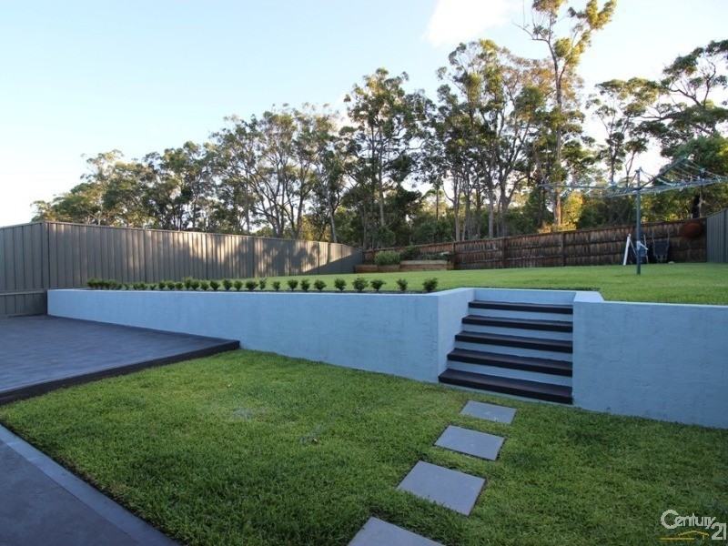 23 Craighill Crescent, Cameron Park NSW 2285