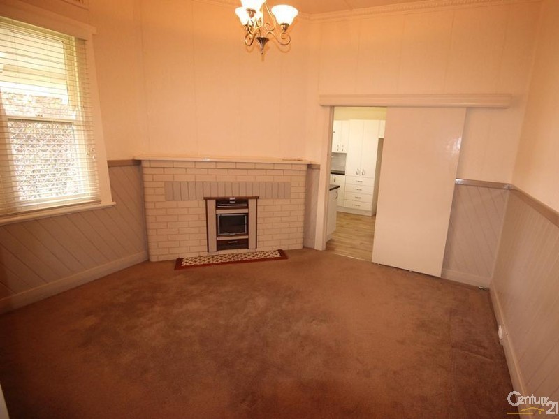 24 Illoura Street, Wallsend NSW 2287